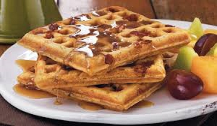 Maple Bacon Waffle Breakfast Sundaes